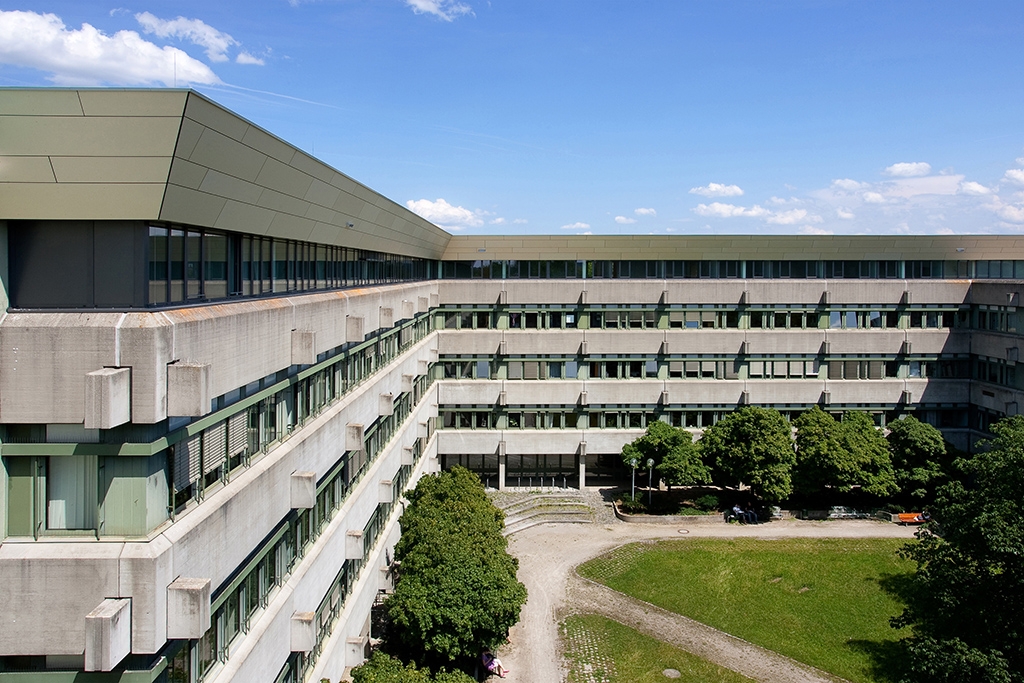 1 Aufstockung Universität Augsburg